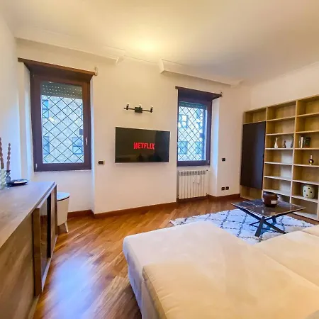 Piramide Luxury Colosseum