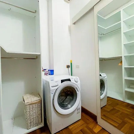 Piramide Luxury Colosseum Rome